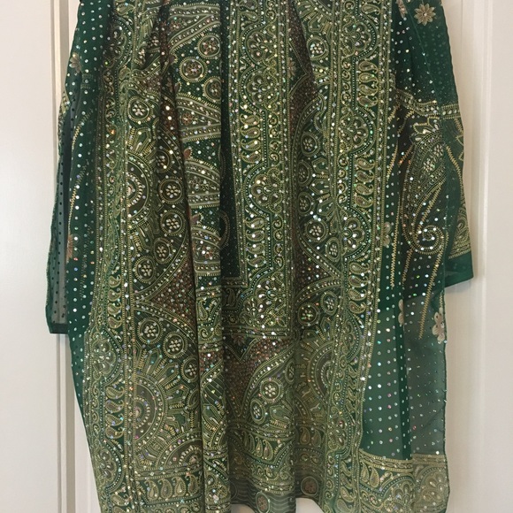 Egyptian Style Scarf - Picture 3 of 3